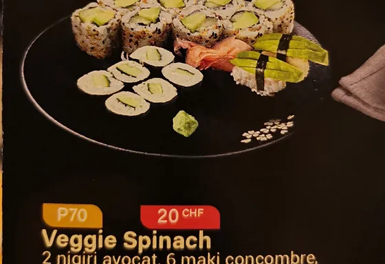 P70 - Bento Veggie Spinach (11 pcs)