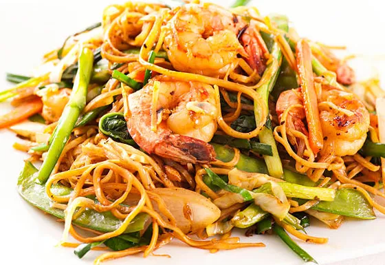 P131 - Nouilles sautées aux crevettes